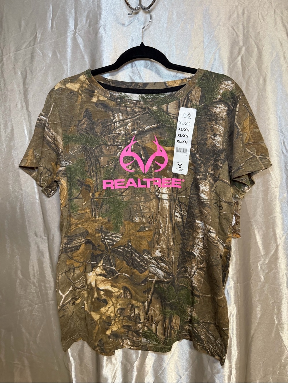 Realtree Pink Logo Camouflage Tee Size XL